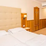 Hotel Centrale Otel 4*