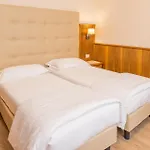 Hotel Centrale Otel Garda (Verona)