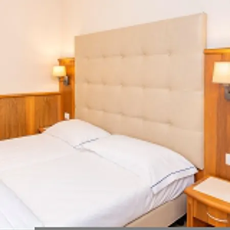 酒店 Hotel Centrale 4*