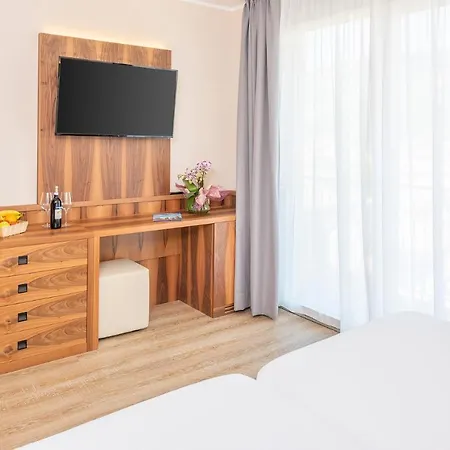 Hotel Centrale Otel 4*