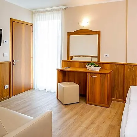 Hotel Centrale 4*