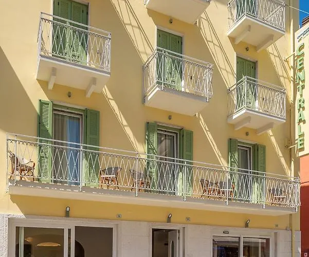 Hotel Centrale Garda (Verona)