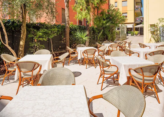 Hotel Centrale 酒店