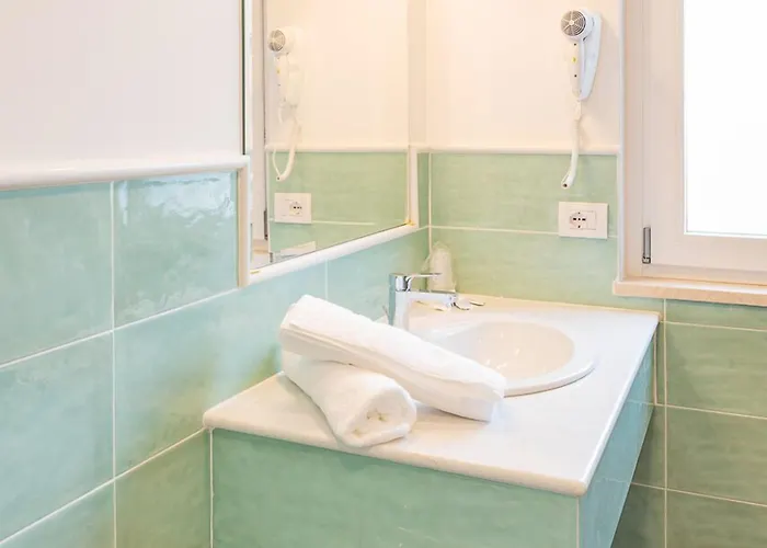 Hotel Centrale ホテル 4*