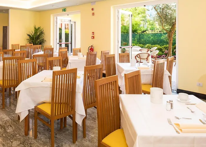 Hotel Centrale Γκάρντα