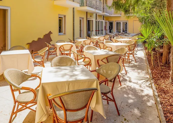 Hotel Centrale Γκάρντα