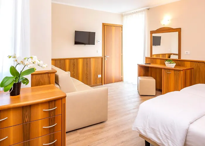 מלון Hotel Centrale