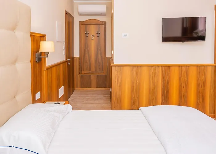 Hotel Centrale 4* Γκάρντα