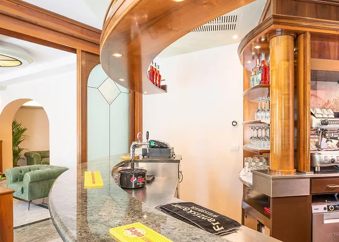 מלון Hotel Centrale